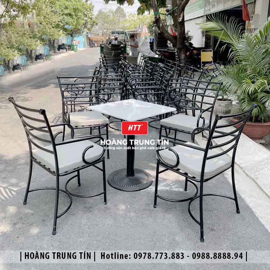 Bàn ghế cafe sắt ngoài trời HTT13